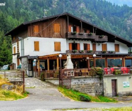 Hotel Rifugio Stella Alpina Saviore dell'Adamello Exterior foto